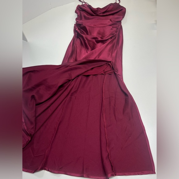 Floret Studios Ruched Slip Dress New With Tags Size Small Midi Length Wine Red - Picture 6 of 14